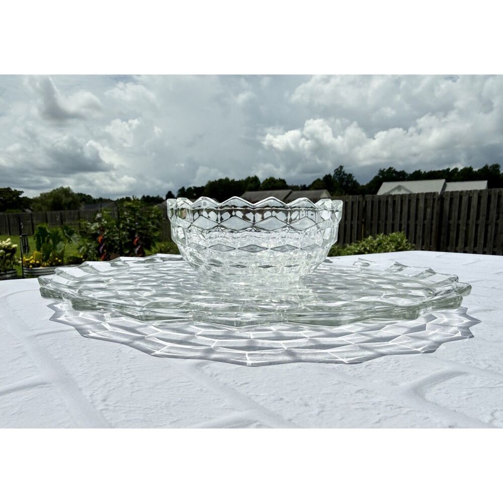 Stunning Vintage Cubic Chip & Dip Set